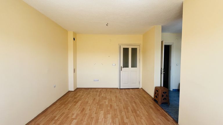 ÖĞRETMEN TOKİDE ARA KAT, GÜNEY CEPHE SATILIK 2+1 DAİRE