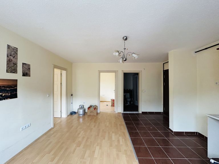 YENİ MAHALLEDE OKULLARIN HEMEN ÜSTÜNDE 2+1 KİRALIK DAİRE