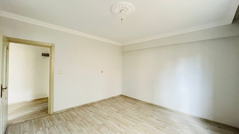 ŞİNGAH MAHALLESİNDE HASTANE YANI 3+1 KİRALIK DAİRE