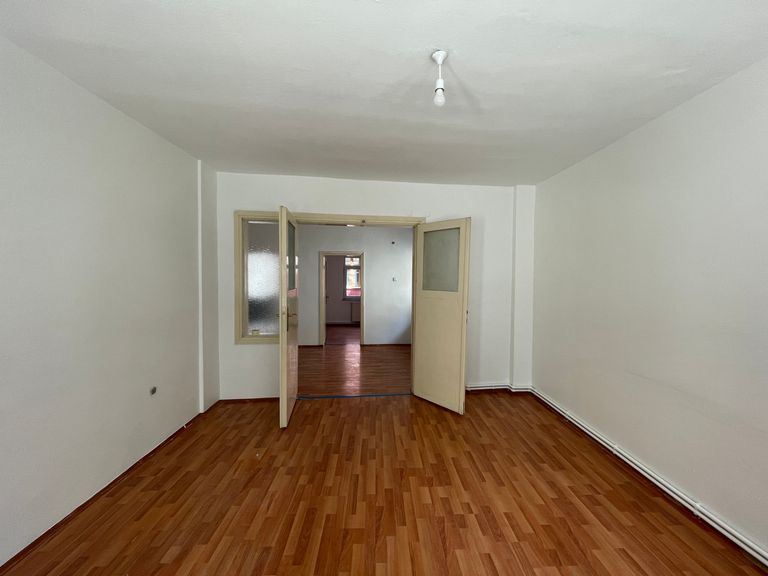 DORADAN KURUMLARA YÜRÜME MESAFİ 2+1 KİRALIK DAİRE