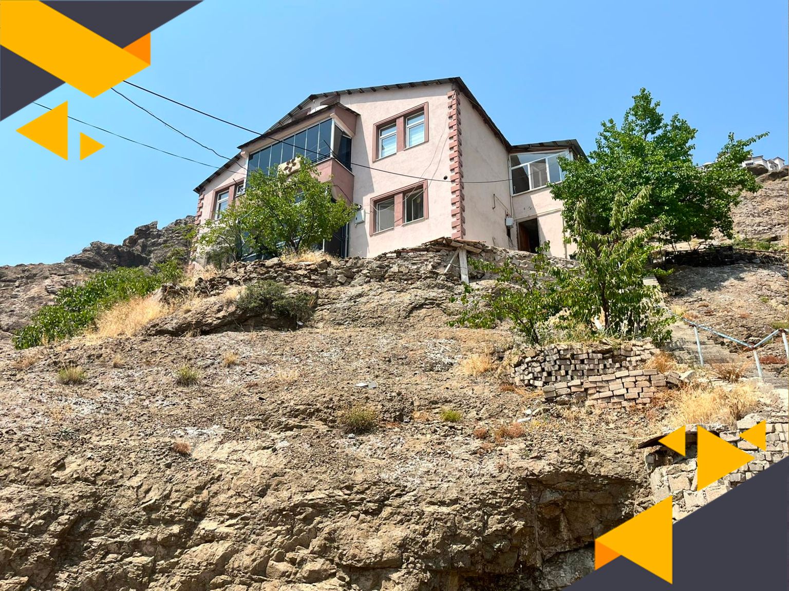 MÜTHİŞ ŞEHİR MANZARALI 1+1 KİRALIK DAİRE