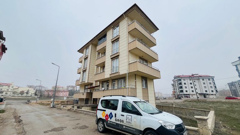 AVANTAJLI KONUMLU, 2+1 SATILIK DAİRE