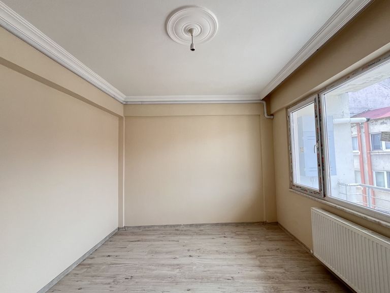 DORA'DAN HACIHÜSEYİN MAHALLESİ'NDE 2+1 SATILIK DAİRE
