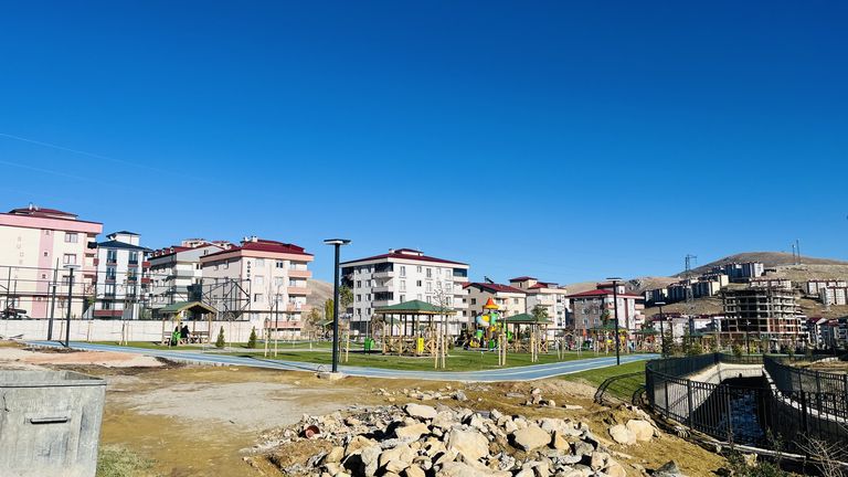 YENİ PARK VE BAHÇELERİN HEMEN YANI BAŞINDA FIRSAT FİYATLI DAİRE