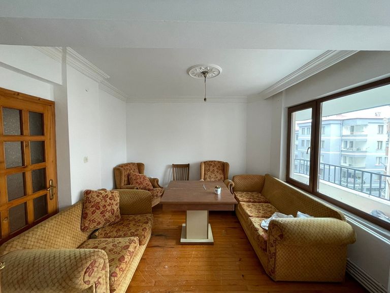 DORA’DAN GİRESUN ÜNİVERSİTESİ KAMPÜS KARŞISI 3+1 EŞYALI KİRALIK DAİRE