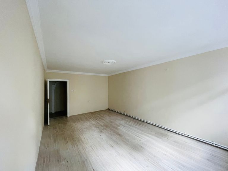 DORADAN ŞEHRİN GÖBEĞİNDE 2+1 KİRALIK DAİRE