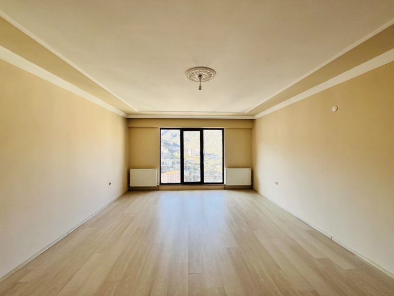 KONUMU KONUŞTURAN 3+1 SATILIK DAİRE