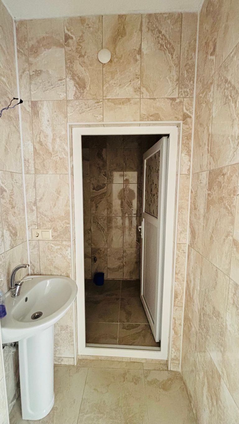DORA - ESKİ HASTANE BÖLGESİ REKABET KIZ LİSESİ ÖNÜ 3+1 TEMİZ FERAH DAİRE