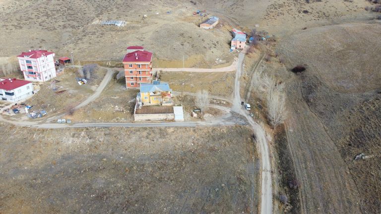 ERENLİ' DE 505 M² SATILIK KÖŞE PARSEL ARSA