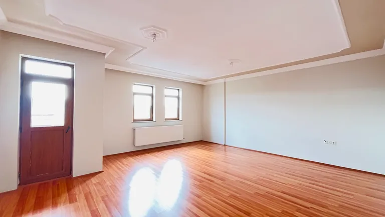 ŞEHRİN GÖZDE YERİ ŞİNGAH MAHALLESİNDE GÜNEY CEPHE 3+1 KİRALIK DAİRE