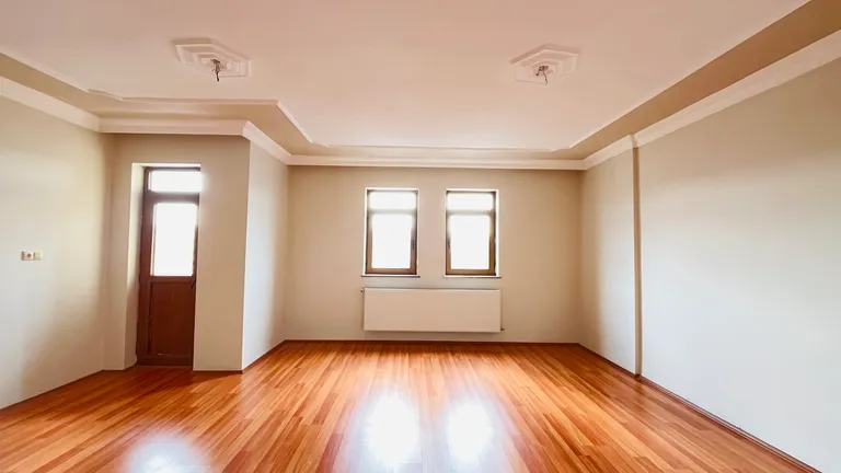 ŞEHRİN GÖZDE YERİ ŞİNGAH MAHALLESİNDE GÜNEY CEPHE 3+1 KİRALIK DAİRE