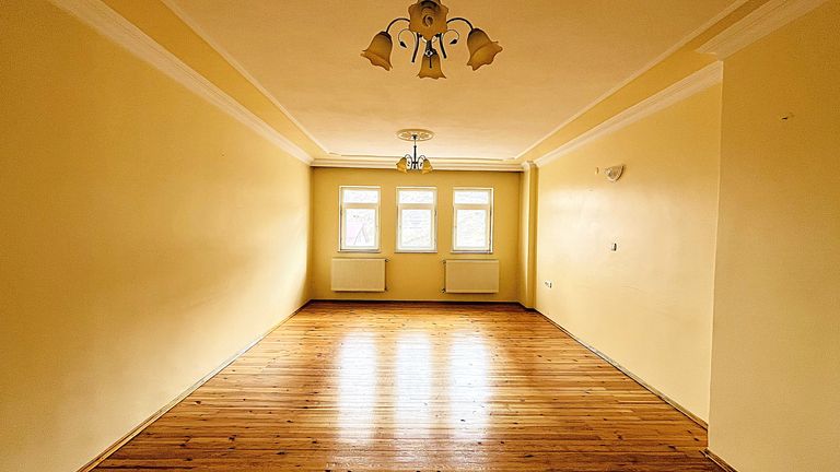 GENÇOSMAN MAHALLESİNDE GÜNEY CEPHE GENİŞ 3+1 KİRALIK DAİRE