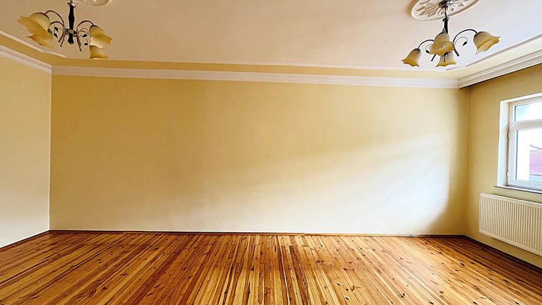GENÇOSMAN MAHALLESİNDE GÜNEY CEPHE GENİŞ 3+1 KİRALIK DAİRE