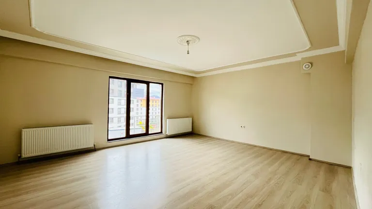 GENÇOSMAN MAHALLESİ MERKEZİ KONUMDA GENİŞ 3+1 KİRALIK DAİRE