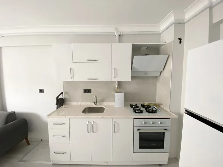 DORA'DAN AKSU MAHALLESİNDE EŞYALI 1+1 KİRALIK DAİRE!