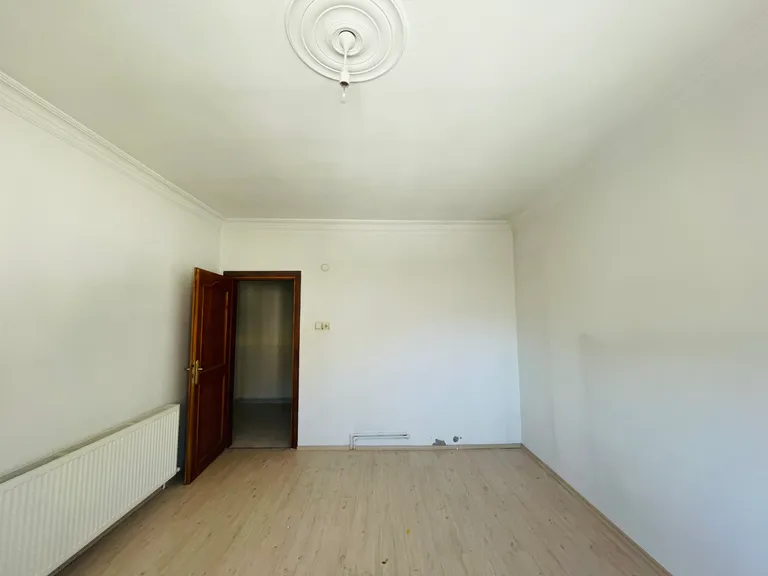 DORADAN OKULLARA YÜRÜME MESAFESİNDE 2+1 KİRALIK DAİRE