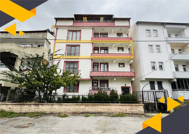 GENÇOSMAN MAHALLESİNDE MERKEZİ KONUMDA GENİŞ 3+1 KİRALIK DAİRE