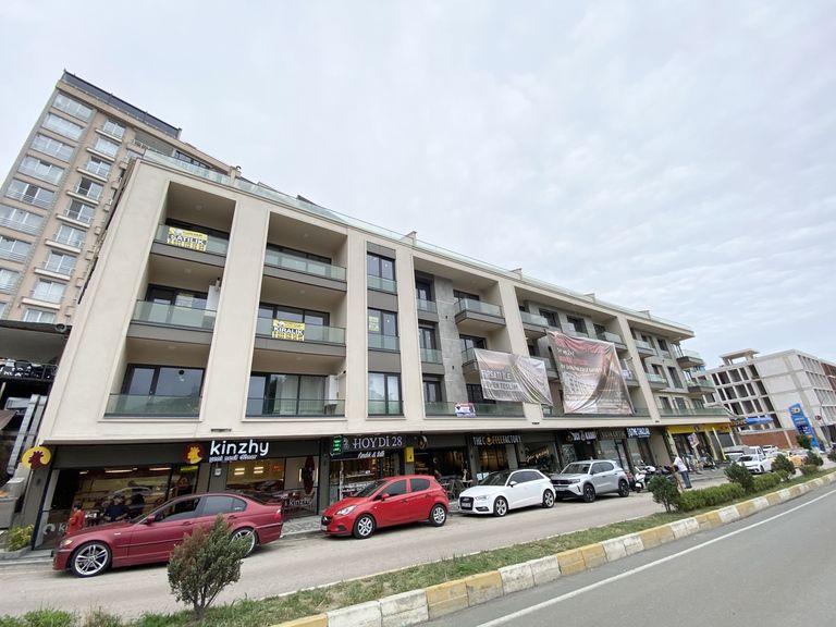 DORA'DAN AKSU PLAZADA 1+1 EŞYALI KİRALIK DAİRE