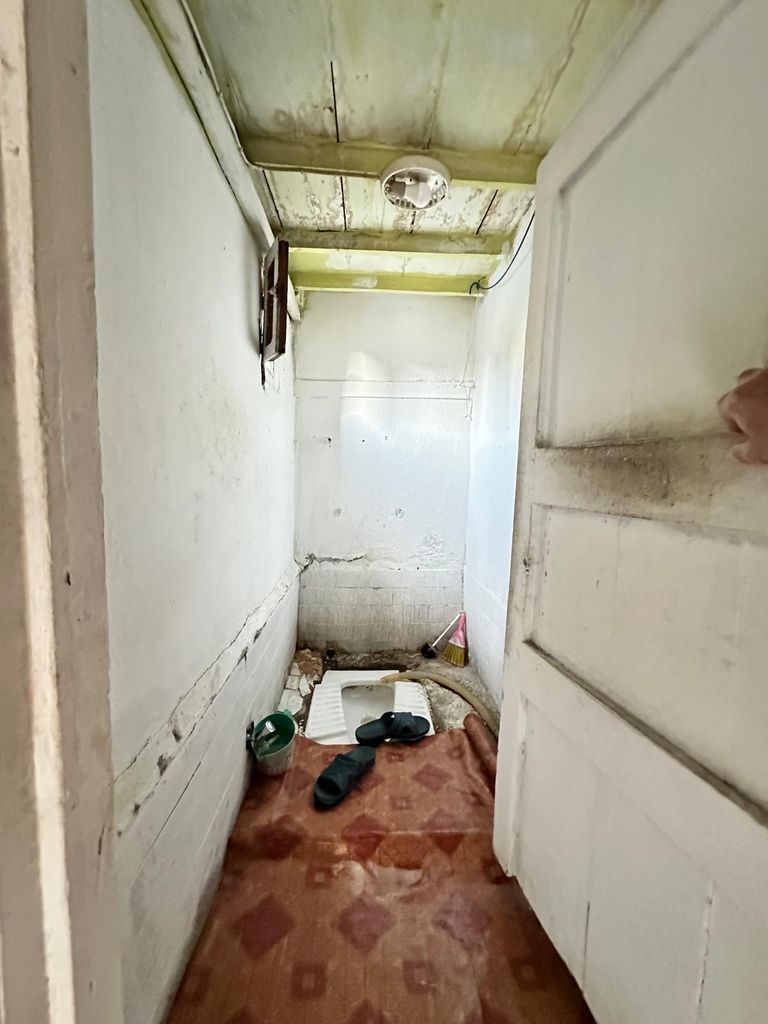 DORA'DAN SATILIK TARİHİ TESCİLLİ KONAK 4+1 180 m2
