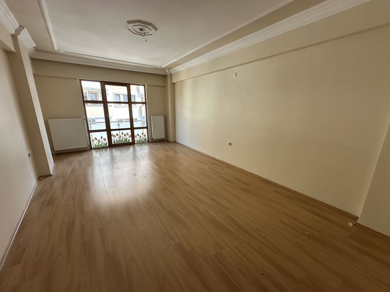 DORA'DAN BOZKIR APARTMANI'NDA KİRALIK 5+1 DUBLEKS DAİRE