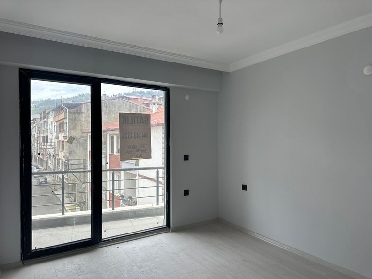 DORA GÜVENCESİYLE ÇITLAKKALE MAHALLESİNDE SATILIK 2+1!