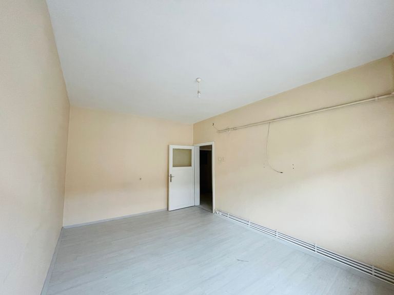 DORADAN HASANBEY CADDESİNDE 3+1 KİRALIK DAİRE