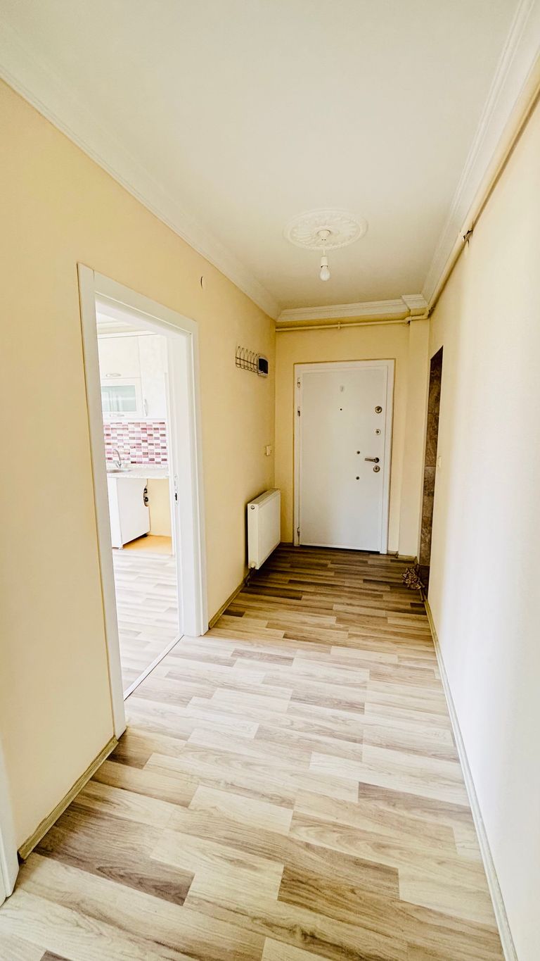 DORA - ESKİ HASTANE BÖLGESİ REKABET KIZ LİSESİ ÖNÜ 3+1 TEMİZ FERAH DAİRE