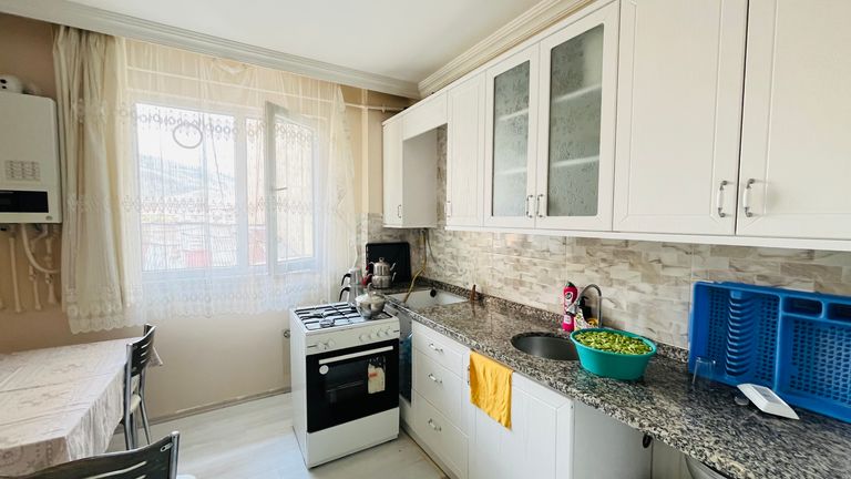 DORA - MERKEZİ LOKASYONDA FIRSAT FİYATA FIRSAT 2+1 SATILIK DAİRE