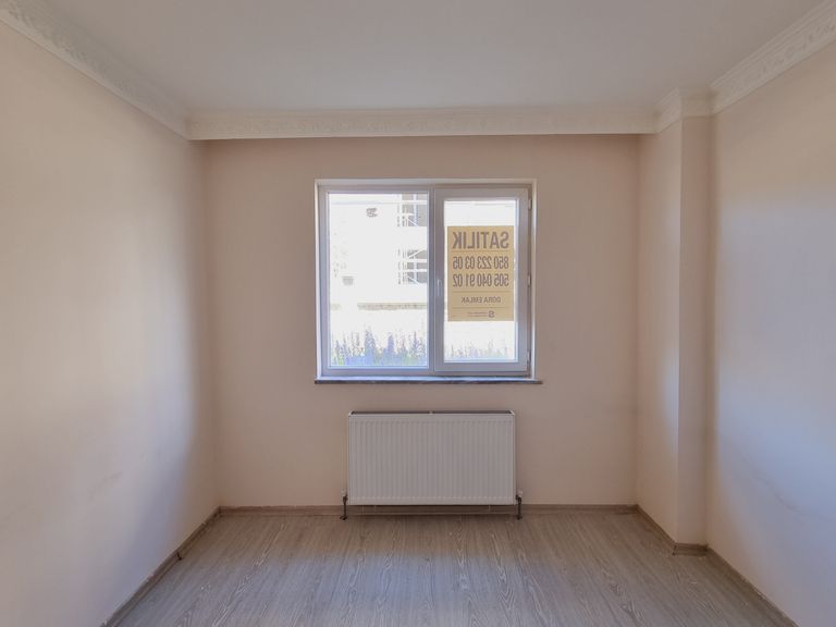 AİLEYE UYGUN, TEMİZ VE UYGUN FİYATLI 3+1 DAİRE