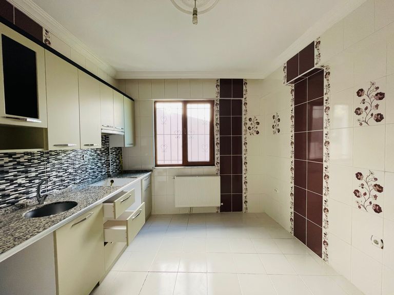 DORA'DAN ŞEHRİN GÜRÜLTÜSÜNDEN UZAK SATILIK 2+1 DAİRE KONFORU