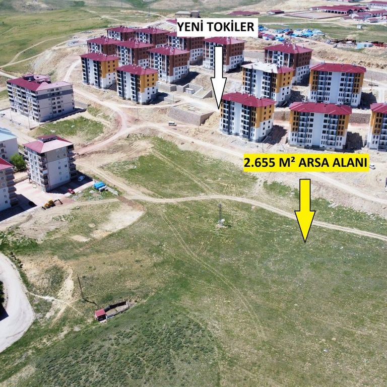 ÇOKLU KONUT YAPIMINA UYGUN, 2.655 M² SATILIK KÖŞE PARSEL ARSA