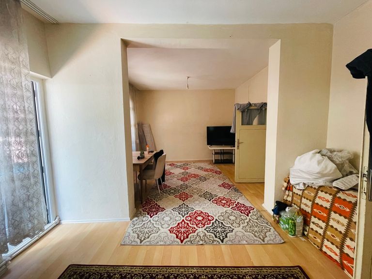 DORA'DAN UYGUN FİYAT GARANTİSİ MERKEZİ KONUM SATILIK 2+1 DAİRE