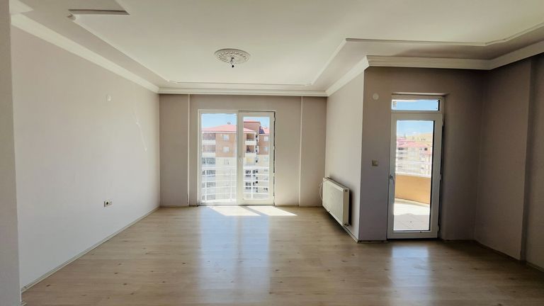 ŞİNGAH MAHALLESİ YUVAM EVLER'DE KİRALIK 3+1 DAİRE