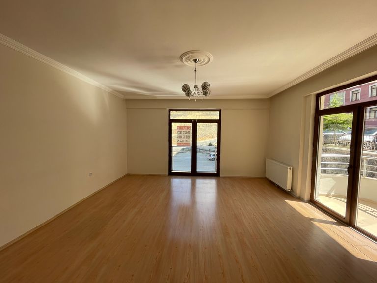 DORADAN 112 VE AFAD 'A YÜRÜME MESAFESİNDE 3+1 KİRALIK DAİRE