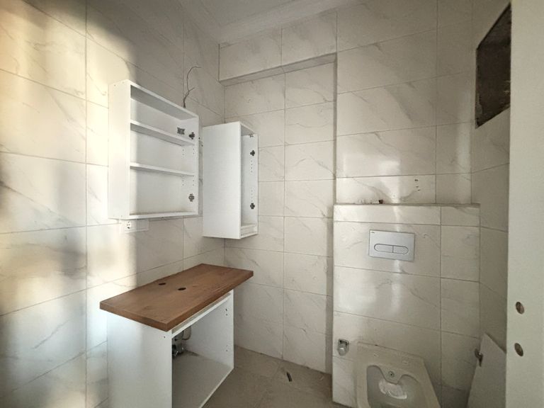 DORA'DAN ÇİFTLİKKÖY'ÜN KALBİNDE YENİ BİNADA 1+1 SATILIK DAİRE