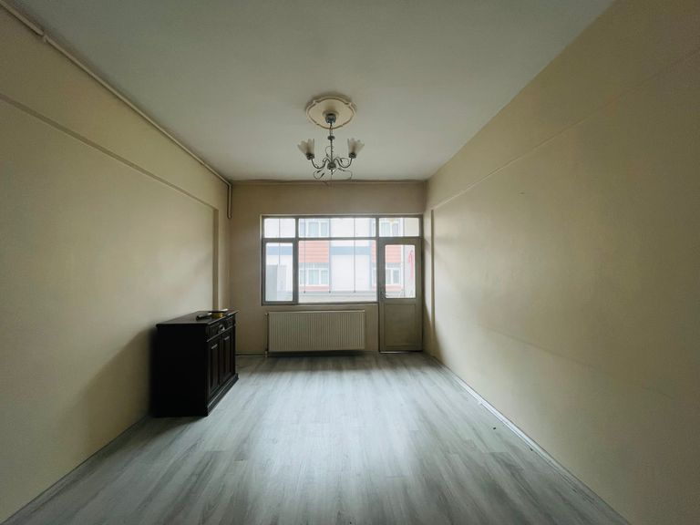 ÇARŞI MERKEZİNDE FERAH, ULAŞIMI KOLAY, PRESTİJLİ 3+1 KİRALIK DAİRE