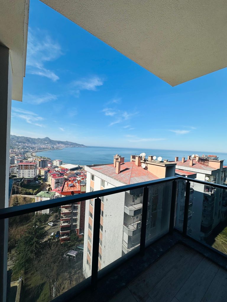 MAVİ VE YEŞİLİN EN LÜKS BULUŞMASI! SELDEĞİRMENİ'NDE YERDEN ISITMALI 3+1 SATILIK LÜKS DAİRE!