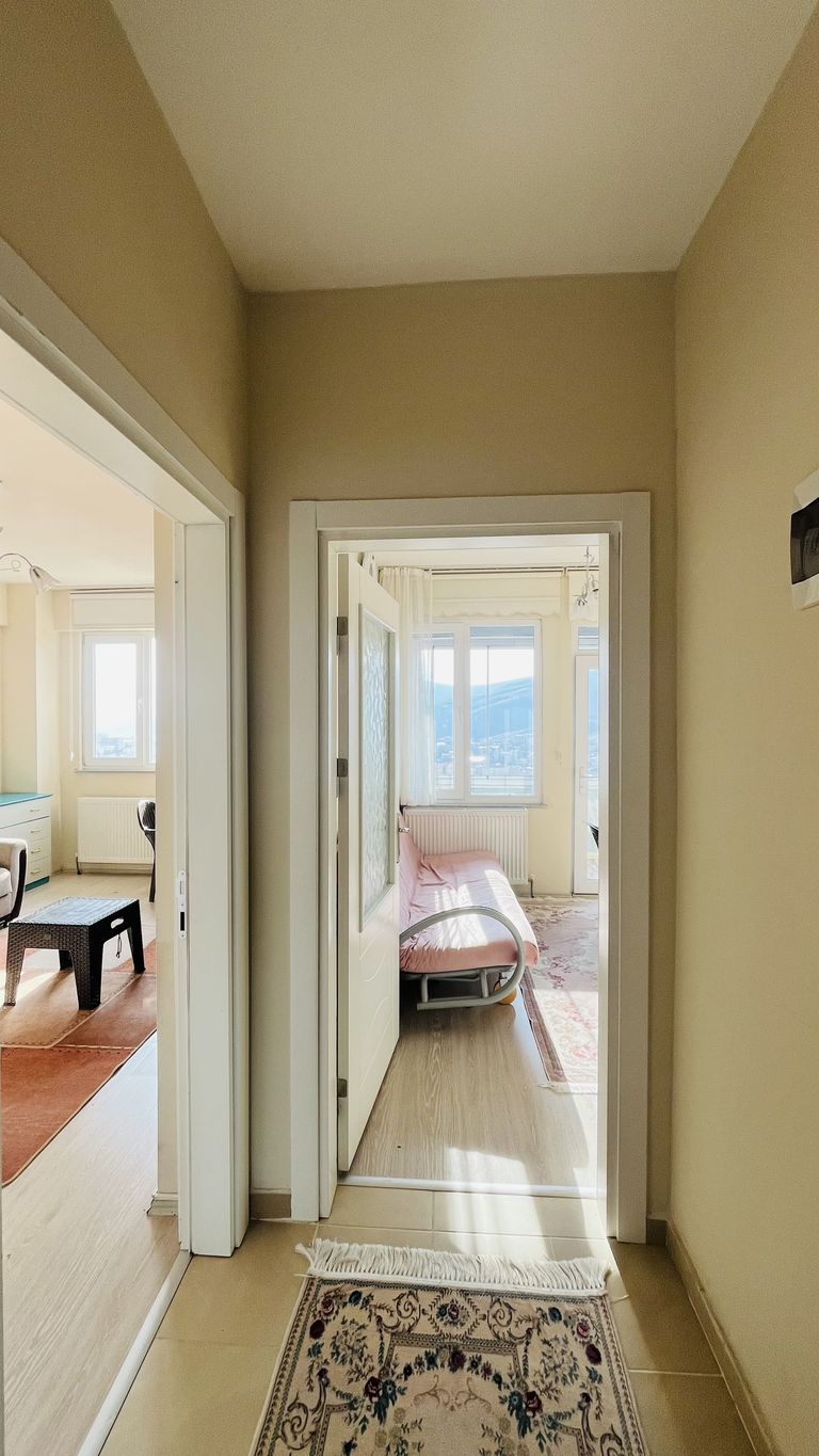 EŞYALI 1+1 GÜNEY CEPHE KİRALIK DAİRE