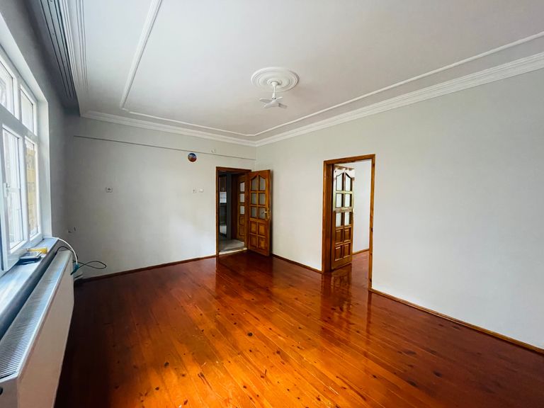 DORADAN HASANBEY CADDESİNDE 2+1 KİRALIK DAİRE