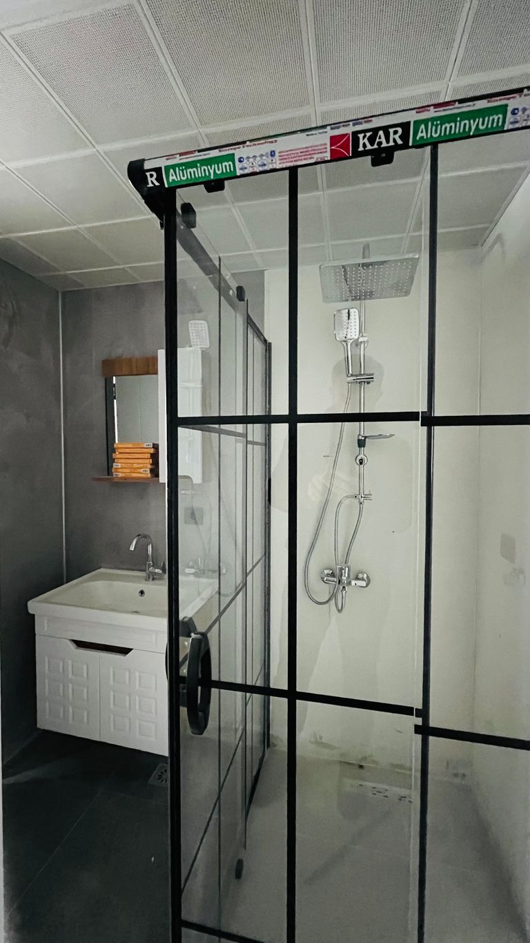 AYRICALIKLI YAŞAMIN YENİ ADRESİ, 3+1 LÜKS DAİRE