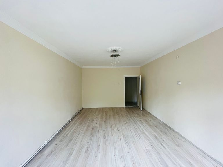 OKULLARA YAKIN MERKEZİ KONUMDA 2+1 KİRALIK DAİRE