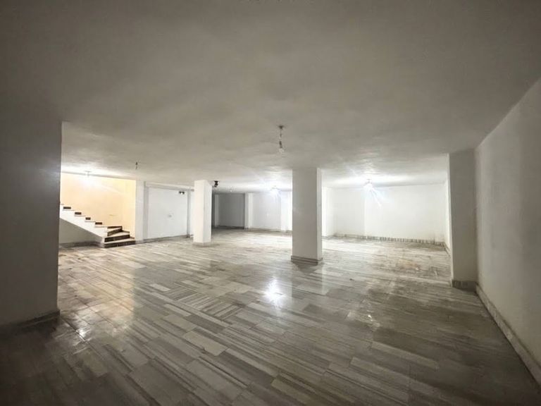 DORA'DAN FIRSAT 700m² PRESTİJLİ KONUMDA DEPOLU VE BAHÇELİ İŞYERİ
