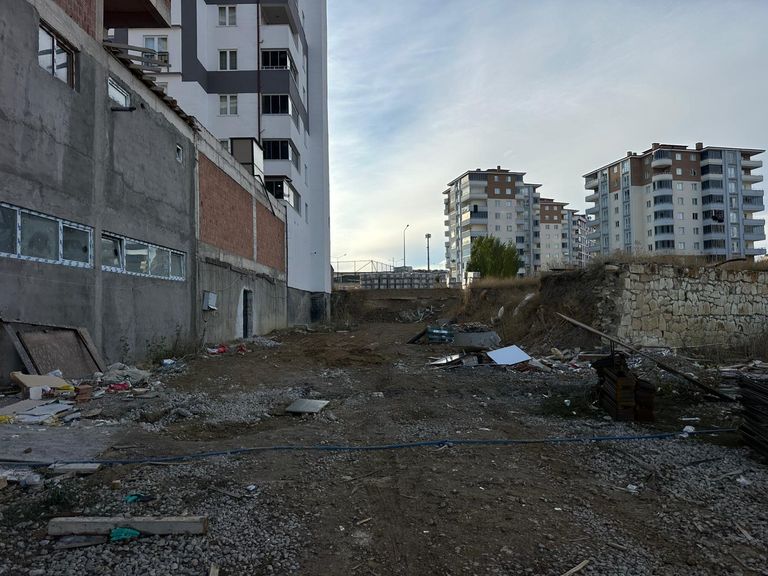 KİRALIK 270 m² DEPO – GENİŞ, KULLANIŞLI VE ERİŞİMİ KOLAY!