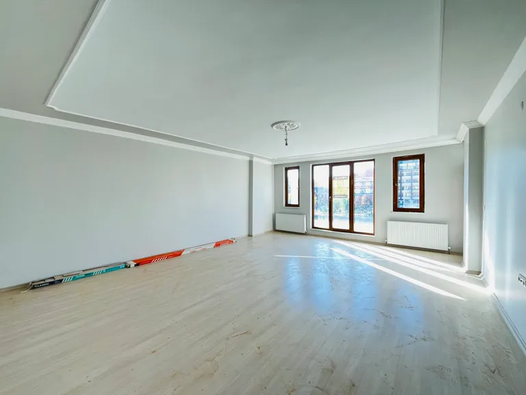 ÇORUH MANZARALI 3+1 GENİŞ KİRALIK DAİRE