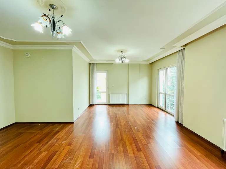 ŞİNGAH MAHALLESİ DOĞA MANZARALI SİTE İÇİNDE 3+1 KİRALIK DAİRE