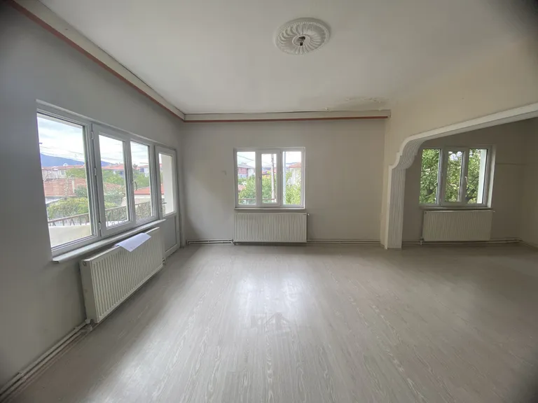 DORA'DAN İNÖNÜ MAHALLESİNDE KİRALIK 2+1 DAİRE
