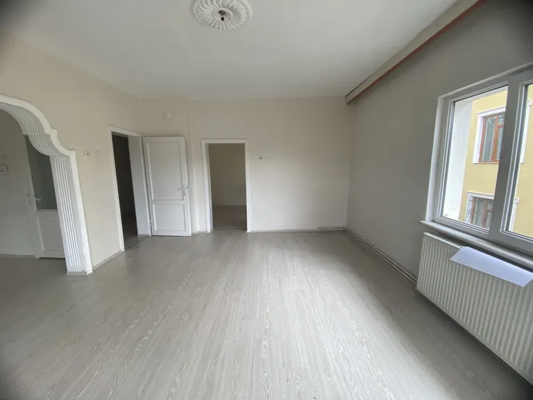 DORA'DAN İNÖNÜ MAHALLESİNDE KİRALIK 2+1 DAİRE