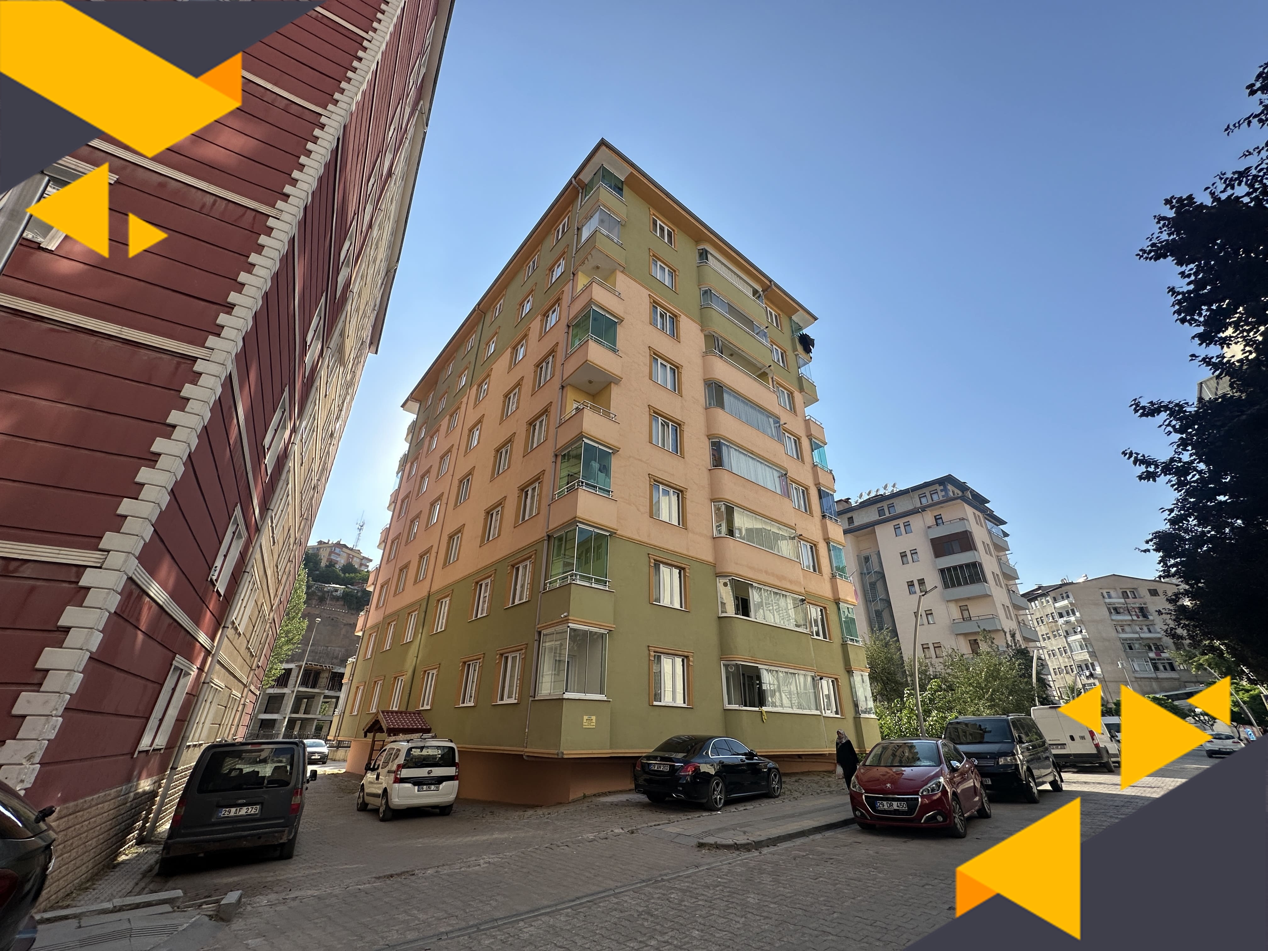  DORA'DAN MEYDAN APARTMANI'NDA GENİŞ FERAH KİRALIK 3+1 DAİRE