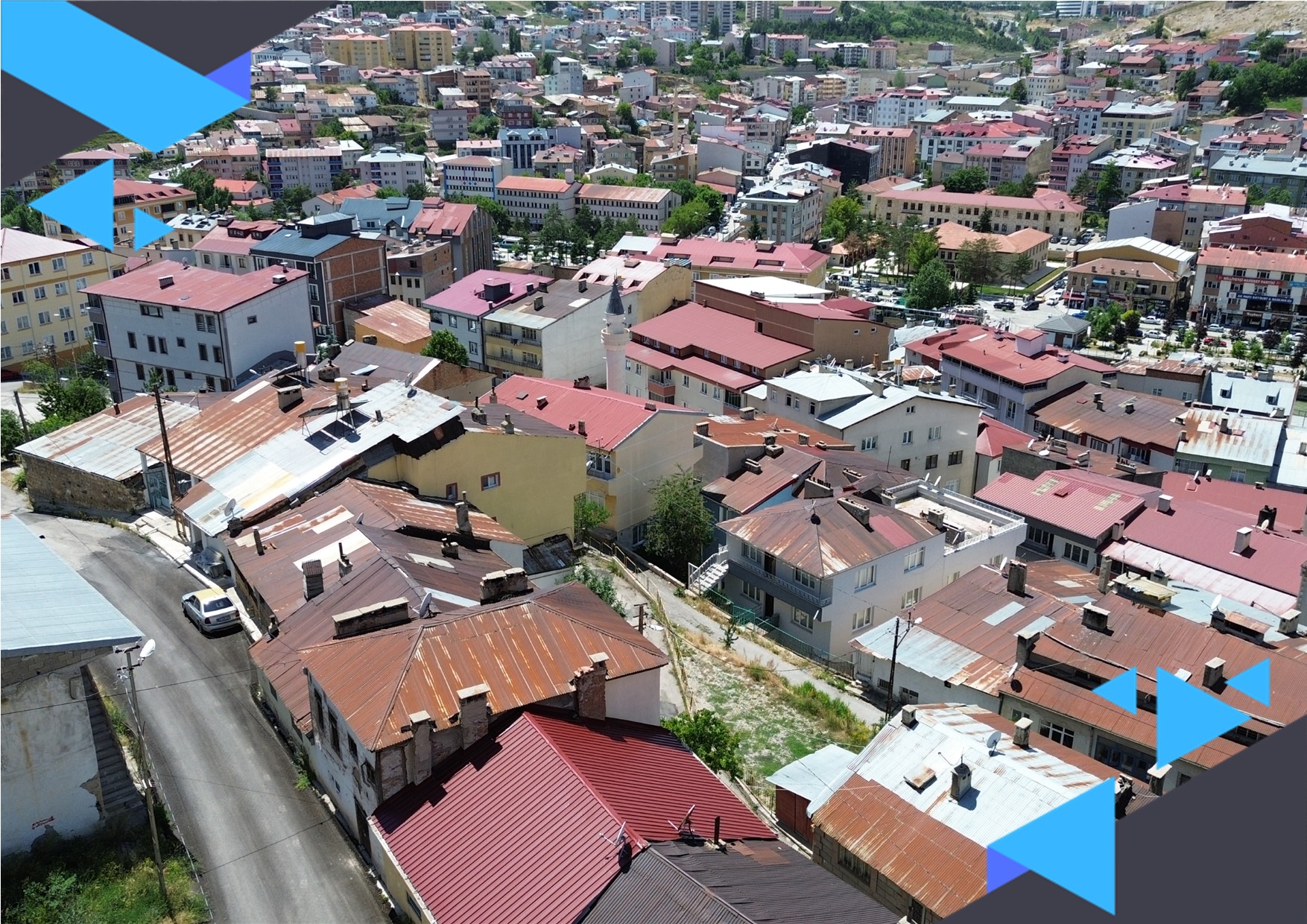 DORA - ŞEHİR MERKEZİNDE SATILIK BİTİŞİK NİZAM ARSA