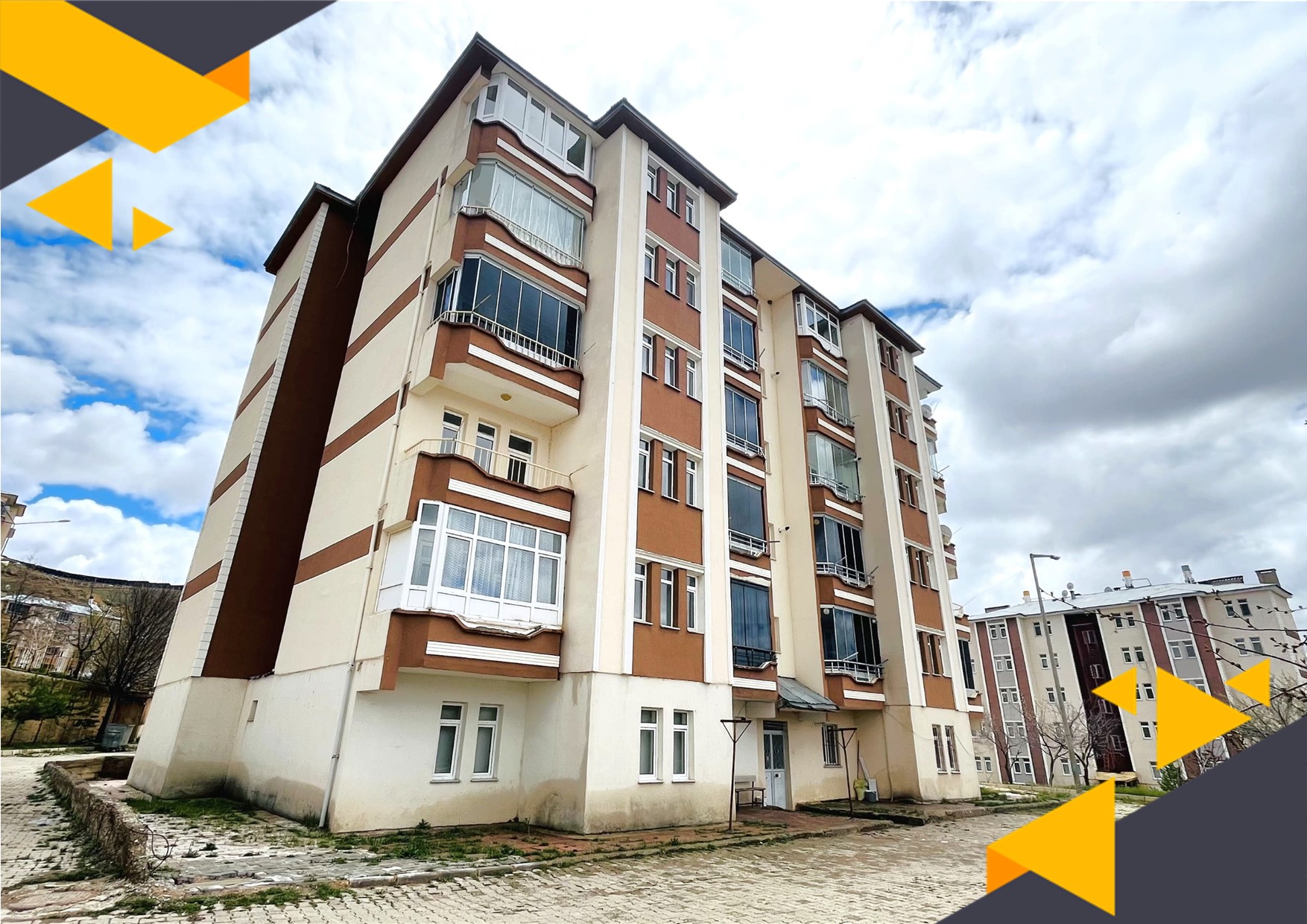 DORA- KALEARDIDA GENİŞ KULLANIM ALANLI FERAH 3+1 KİRALIK DAİRE